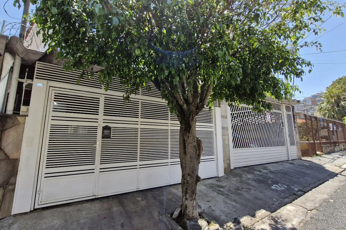Sobrado para venda em Jardim Virginia Bianca com 4 quartos, 123m²