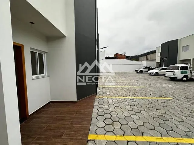 Casa com 154m² 2 quartos e 2 banheiros, à venda, no bairro Rio do Ouro em Caraguatatuba