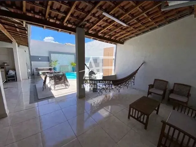 Sobrado com 200m² 3 quartos e 3 banheiros, à venda, no bairro Esplanada Santa Helena em Taubaté
