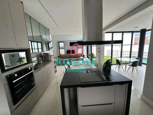 Sobrado com 373m² 4 quartos e 5 banheiros, à venda, no bairro Recanto dos Eucaliptos em São José Dos Campos