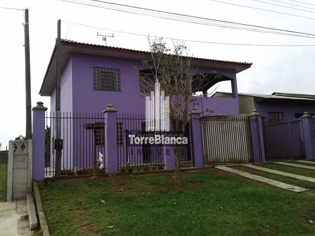 Sobrado com 447m² 4 quartos e 2 banheiros, à venda, no bairro Boa Vista em Ponta Grossa