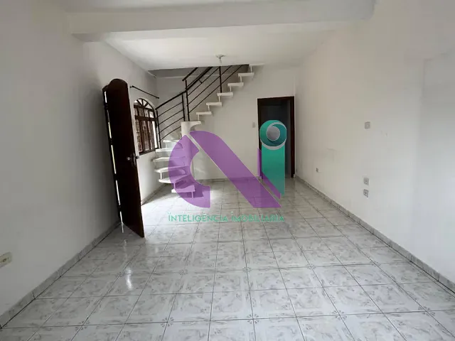 Sobrado com 153m² 3 quartos e 2 banheiros, à venda, no bairro Novo Osasco em Osasco