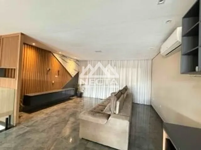 Sobrado com 250m² 3 quartos e 2 banheiros, à venda, no bairro Jardim Rio Claro em Caraguatatuba