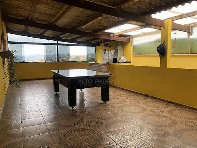 Sobrado com 165m² 2 quartos e 2 banheiros, à venda, no bairro Jardim Columbia em Mauá