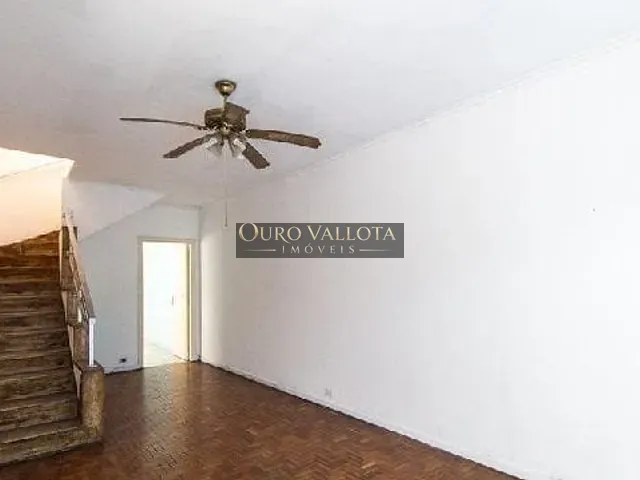 Sobrado com 250m² 3 quartos e 2 banheiros, à venda, no bairro Vila Bertioga em São Paulo