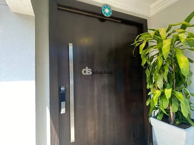 Sobrado 4 quartos e 6 banheiros, à venda ou para alugar, no bairro Horto Florestal em São Paulo