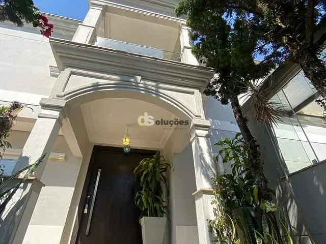 Sobrado 4 quartos e 6 banheiros, à venda, no bairro Horto Florestal em São Paulo