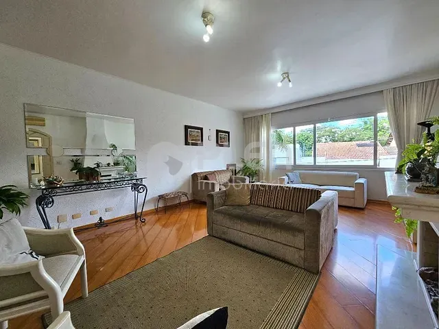 Sobrado 4 quartos e 5 banheiros, à venda, no bairro Jardim Leonor Mendes de Barros em São Paulo