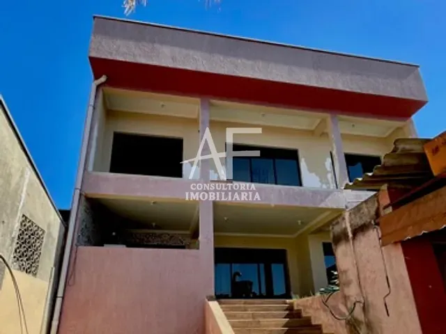 Sobrado com 250m² 3 quartos e 3 banheiros, à venda, no bairro Chácaras Reunidas Brasil em Taubaté