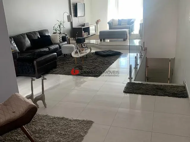 Sobrado com 188m² 4 quartos e 2 banheiros, à venda, no bairro Barcelona em São Caetano do Sul