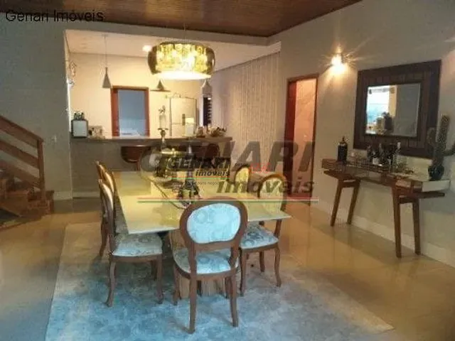 Sobrado com 300m² 4 quartos e 6 banheiros, à venda, no bairro Jardim Portal dos Ipês em Indaiatuba