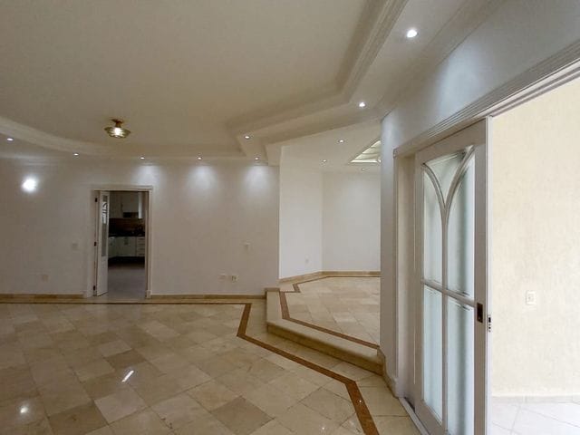 Sobrado com 723m² 4 quartos e 6 banheiros, à venda, no bairro Tamboré em Santana de Parnaíba