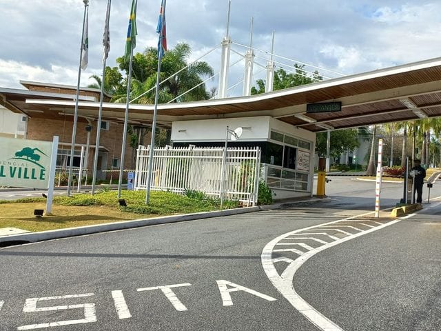 Sobrado com 723m² 4 quartos e 6 banheiros, à venda, no bairro Tamboré em Santana de Parnaíba