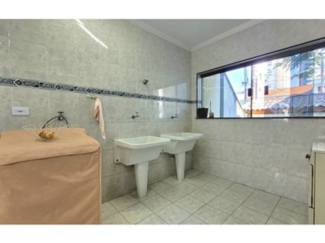 Foto do Sobrado - Sobrado para venda em Jardim com 5 quartos, sendo 4 suítes, 540m² | Lares e Andares Imóveis
