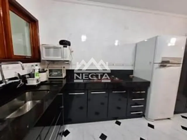 Sobrado com 182m² 2 quartos e 4 banheiros, à venda, no bairro Sumaré em Caraguatatuba