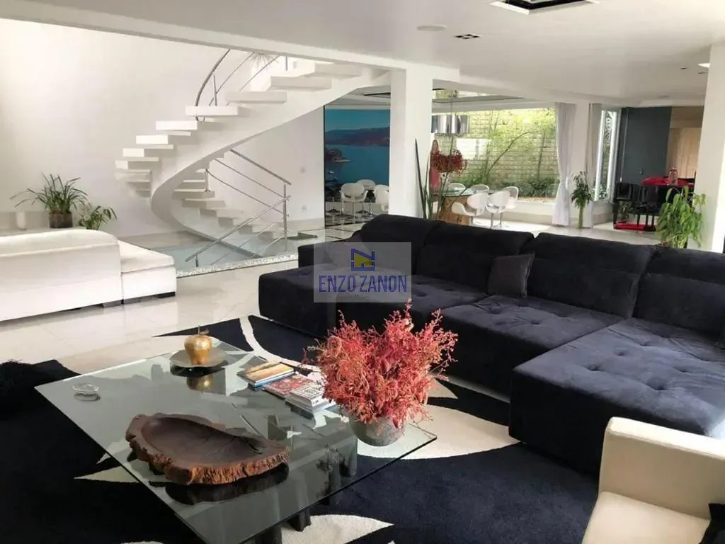 Sobrado, 5 quartos, 780 m² - Foto 1