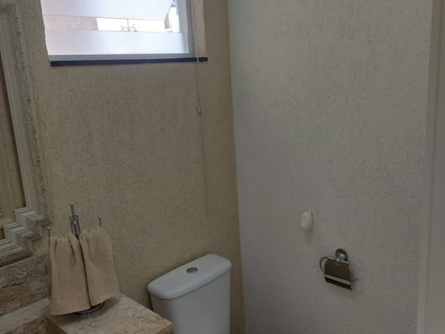 Sobrado com 250m² 3 quartos e 5 banheiros, à venda, no bairro Santa Terezinha em São Bernardo do Campo