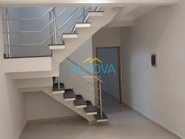 Sobrado com 123m² 3 quartos e 2 banheiros, à venda, no bairro Jardim das Indústrias em São José dos Campos