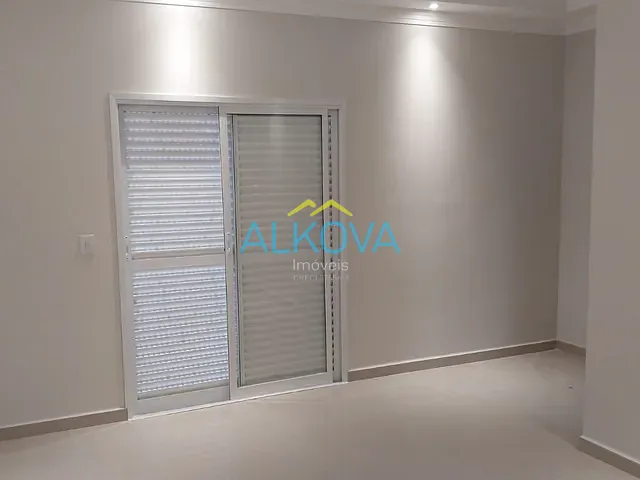 Sobrado com 123m² 3 quartos e 2 banheiros, à venda, no bairro Jardim das Indústrias em São José dos Campos