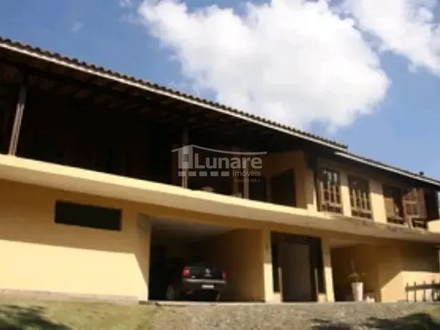 Sobrado com 1268m² 5 quartos e 2 banheiros, à venda, no bairro Fazenda Paião (Alpes de Guararema) em Guararema