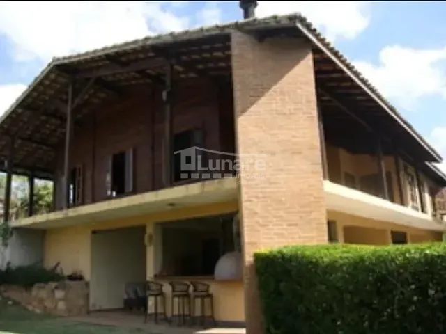 Sobrado com 1268m² 5 quartos e 2 banheiros, à venda, no bairro Fazenda Paião (Alpes de Guararema) em Guararema