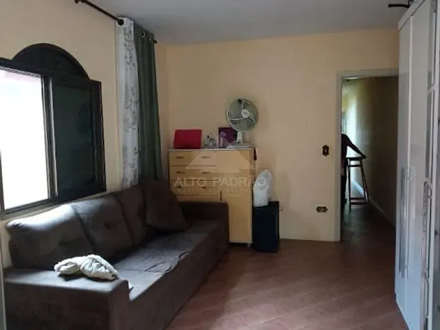 Sobrado com 137m² 3 quartos e 2 banheiros, à venda, no bairro Jardim Esperança em Mauá