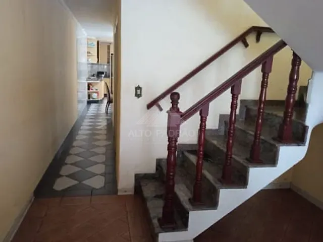Sobrado com 137m² 3 quartos e 2 banheiros, à venda, no bairro Jardim Esperança em Mauá