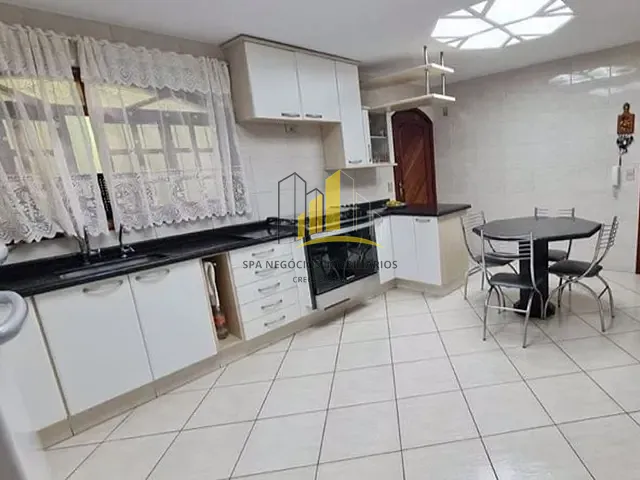 Sobrado com 300m² 3 quartos e 2 banheiros, à venda, no bairro Vila Costa Melo em São Paulo