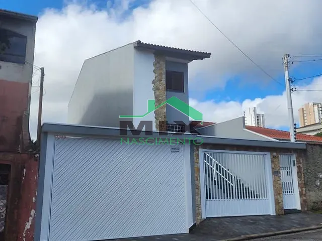 Sobrado com 202m² 3 quartos e 4 banheiros, à venda ou para alugar, no bairro Vila Floresta em Santo André