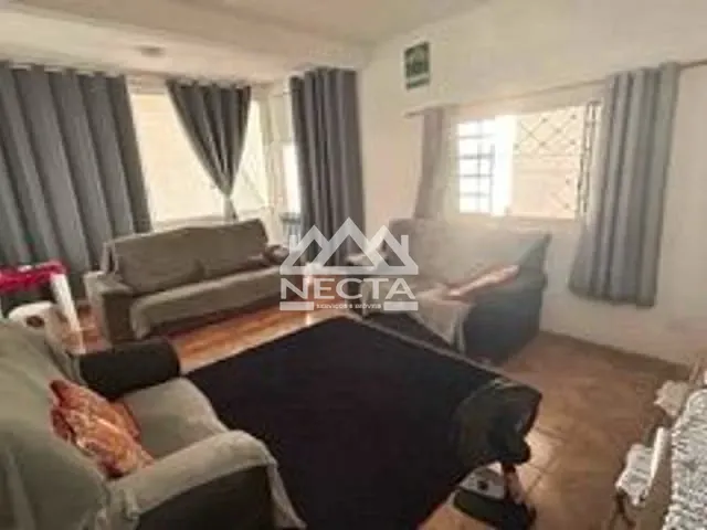 Sobrado com 300m² 3 quartos e 2 banheiros, à venda, no bairro Jardim Tarumãs em Caraguatatuba
