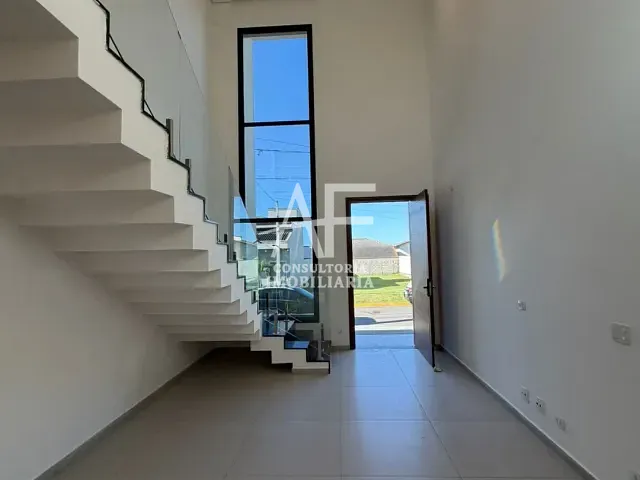 Sobrado com 250m² 4 quartos e 6 banheiros, à venda, no bairro Loteamento Pinheiros de Tremembé em Tremembé