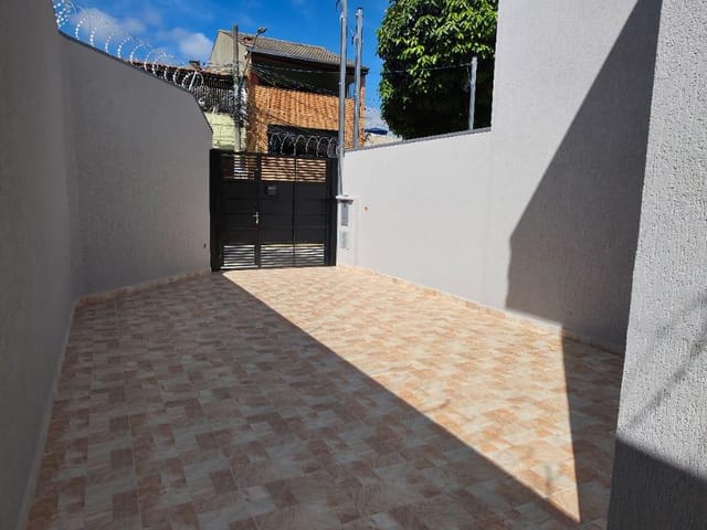 Sobrado com 99m² 2 quartos e 2 banheiros, à venda, no bairro Parque Guaianazes em São Paulo