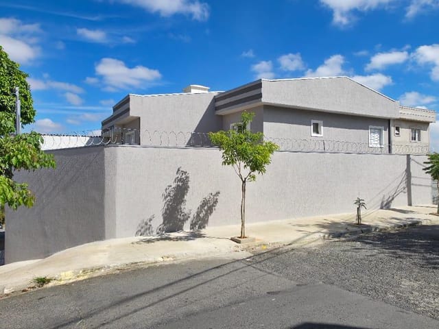 Sobrado com 99m² 2 quartos e 2 banheiros, à venda, no bairro Parque Guaianazes em São Paulo