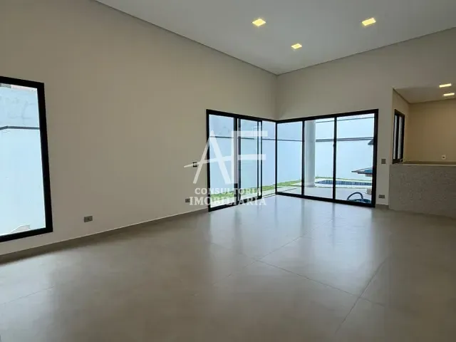 Sobrado com 311m² 3 quartos e 4 banheiros, à venda, no bairro Loteamento Residencial Fazenda Casa Grande em Taubaté