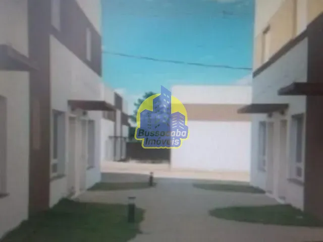 Sobrado com 67m² 2 quartos e 1 banheiro, à venda, no bairro Santana em Cotia