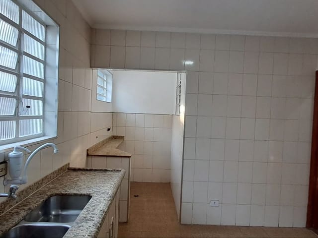 Sobrado com 205m² 6 quartos e 2 banheiros, à venda, no bairro Jardim da Glória em São Paulo