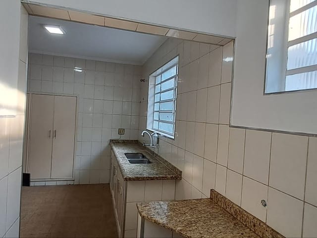 Sobrado com 205m² 6 quartos e 2 banheiros, à venda, no bairro Jardim da Glória em São Paulo
