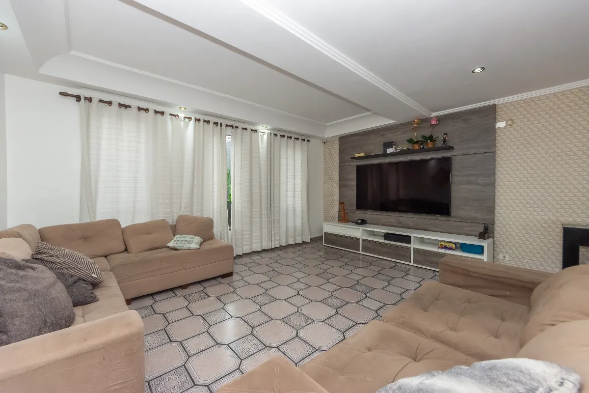 Sobrado para venda em Vila Nova - Zona Leste com 3 quartos, sendo 1 suíte, 286m²