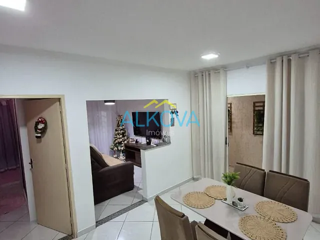 Sobrado com 140m² 3 quartos e 3 banheiros, à venda, no bairro Campo dos Alemães em São José dos Campos