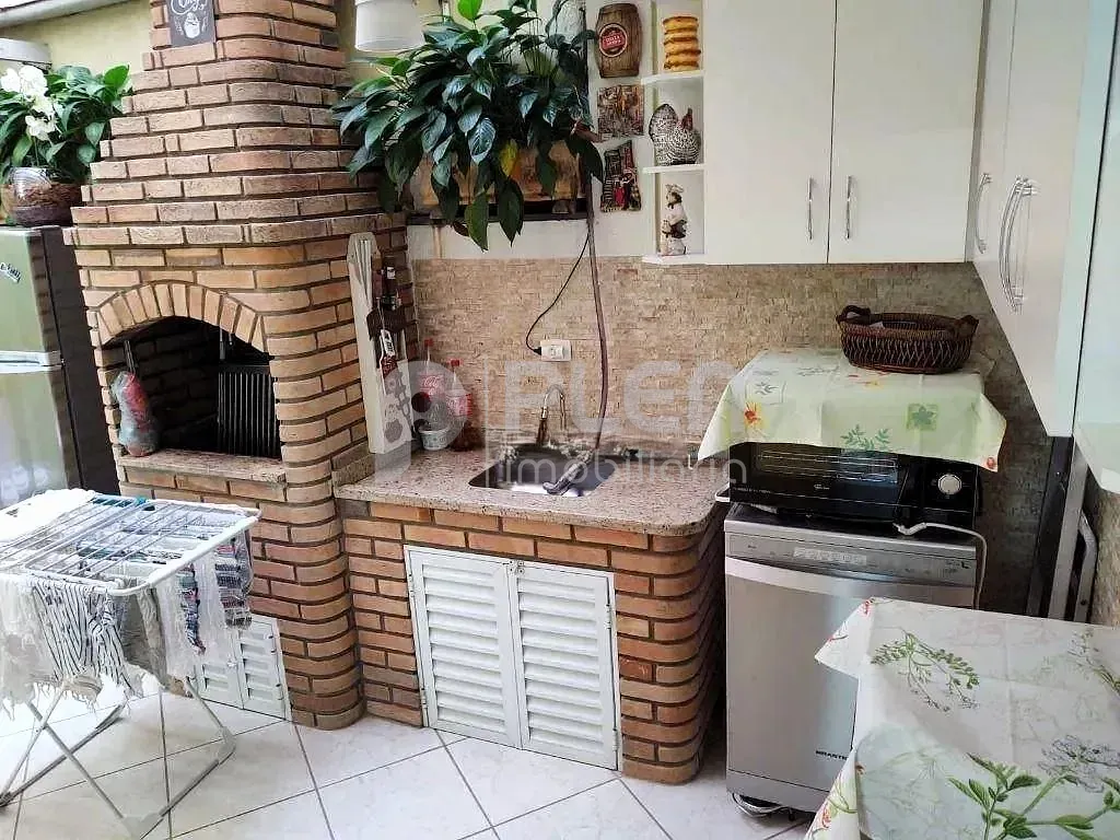 Casa de 3 quartos à venda em Jardim São Paulo, São Paulo