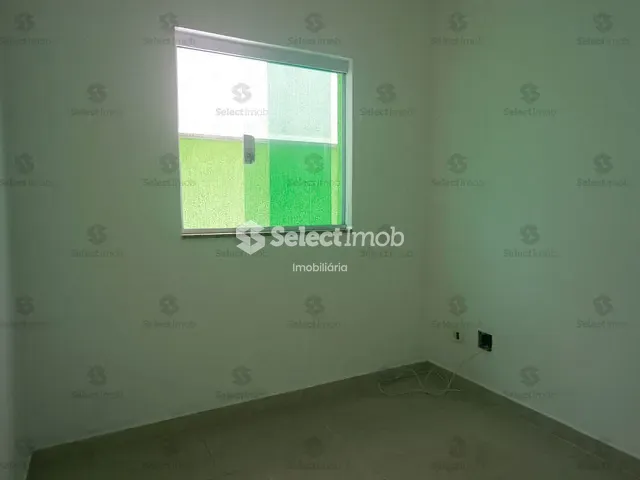 Sobrado com 180m² 3 quartos e 3 banheiros, à venda, no bairro Parque São Vicente em Mauá