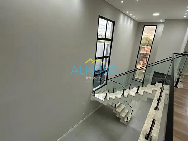 Sobrado com 250m² 3 quartos e 3 banheiros, à venda, no bairro Residencial Colinas em Caçapava