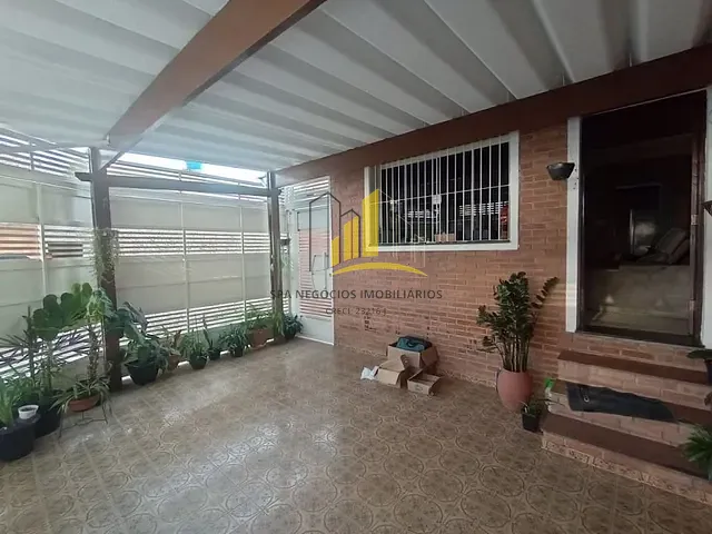 Sobrado 2 quartos e 2 banheiros, à venda, no bairro Vila Carlos de Campos em São Paulo