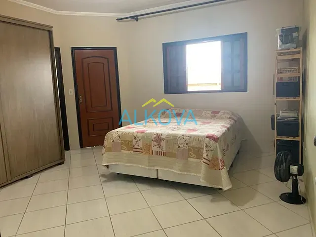 Sobrado com 153m² 4 quartos e 3 banheiros, à venda, no bairro Residencial Bosque dos Ipês em São José dos Campos