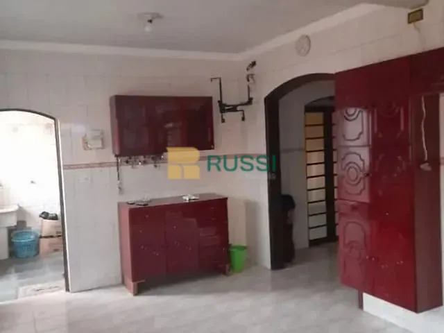 Sobrado com 300m² 4 quartos e 3 banheiros, à venda, no bairro Jardim Colonial em São José dos Campos
