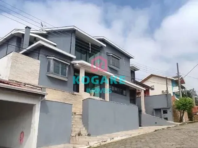 Sobrado com 500m² 5 quartos e 6 banheiros, à venda, no bairro Vila Zezé em Jacareí