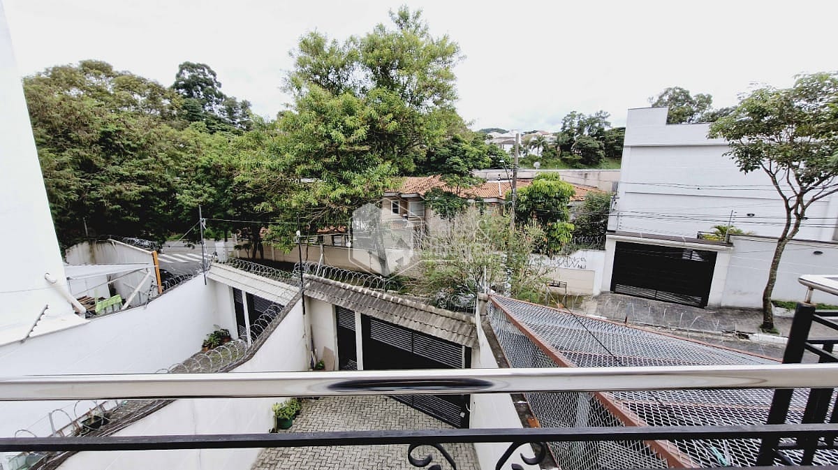 Sobrado à venda com 5 quartos, 136m² - Foto 36