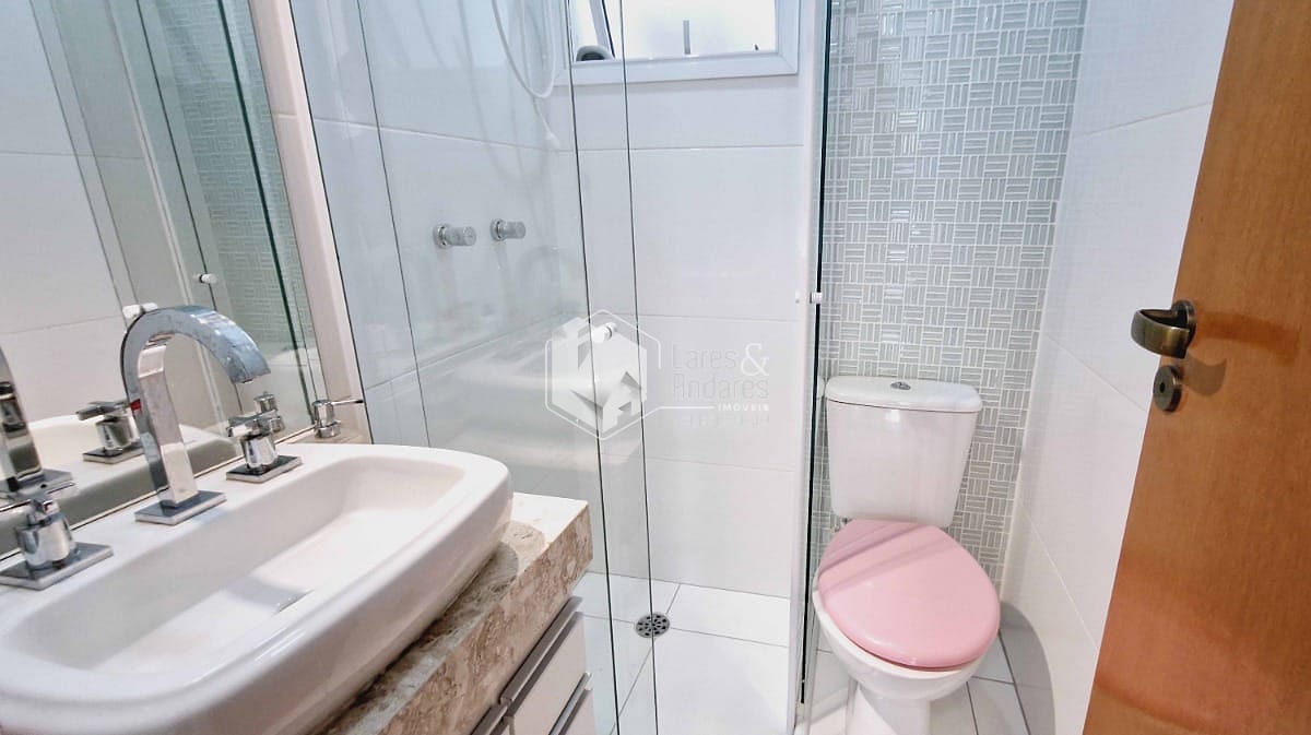 Sobrado à venda com 5 quartos, 136m² - Foto 39