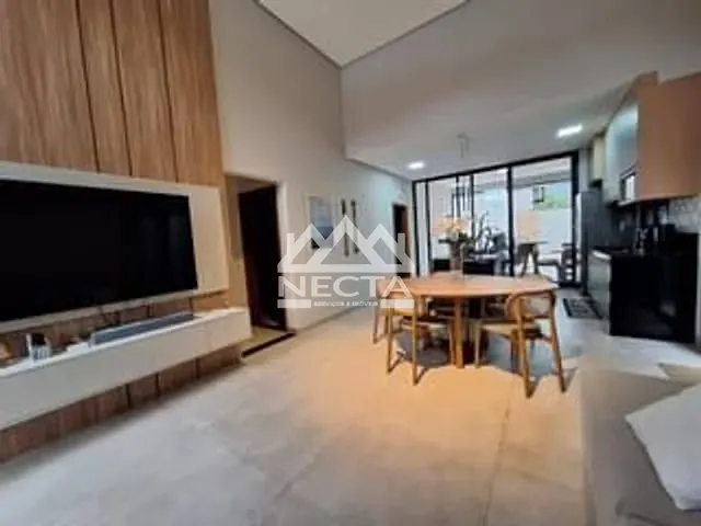 Sobrado com 287m² 6 quartos e 3 banheiros, à venda, no bairro Jardim Brasil em Caraguatatuba