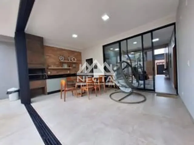 Sobrado com 287m² 6 quartos e 3 banheiros, à venda, no bairro Jardim Brasil em Caraguatatuba